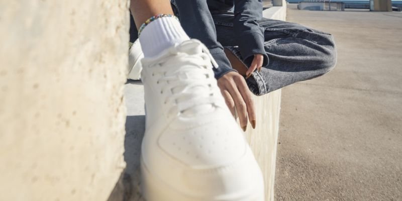 univers chaussures Intersport Briançon